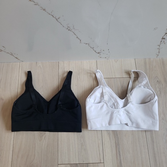 Puma Women's Dual Pack Black and White Sports Bras - Picture 2 of 4